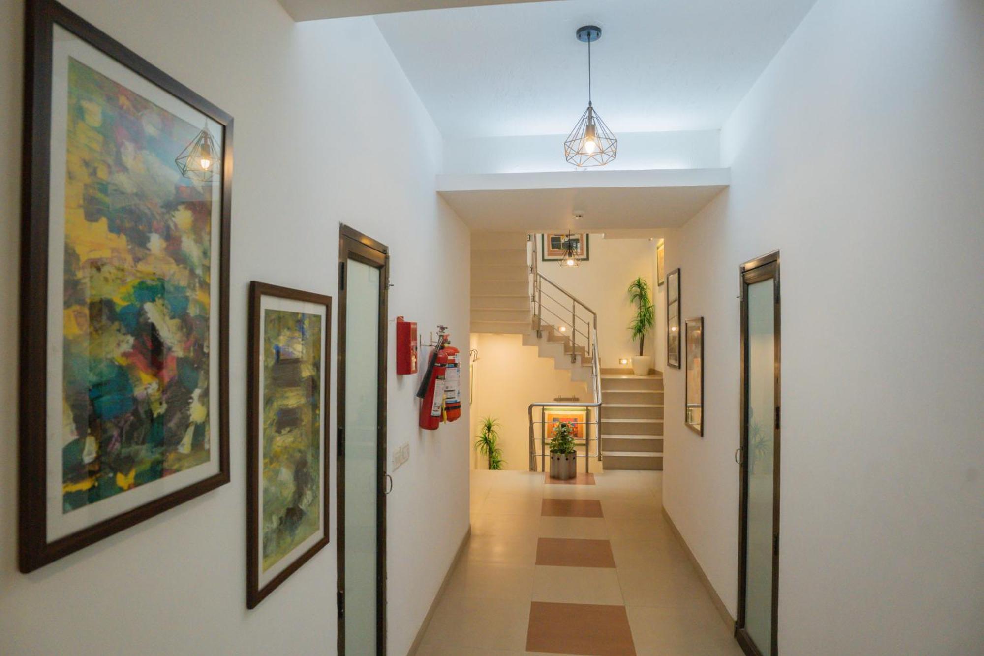 Hotel Ahuja Residency Park Lane Gurgaon Exterior foto